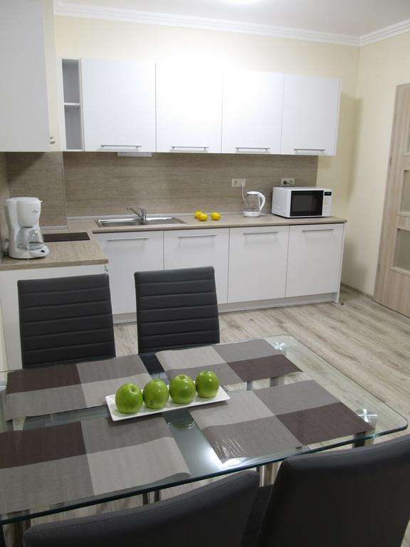 Varna South Bay Apartment Bagian luar foto